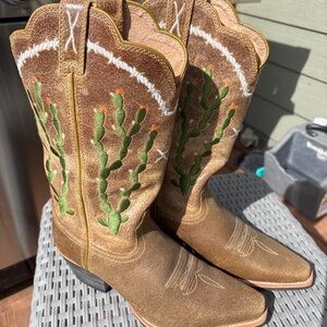 Twisted X Cactus Embroidered BrownCowgirl Boots